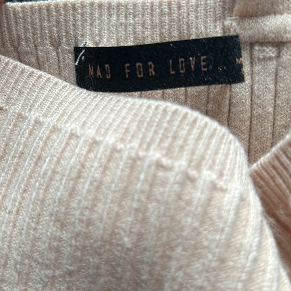 Mad for Love cropped sweater with back detail. Size S - Picture 4 of 5